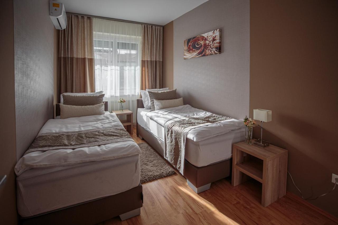 Mokka Apartments Miskolc Exterior foto